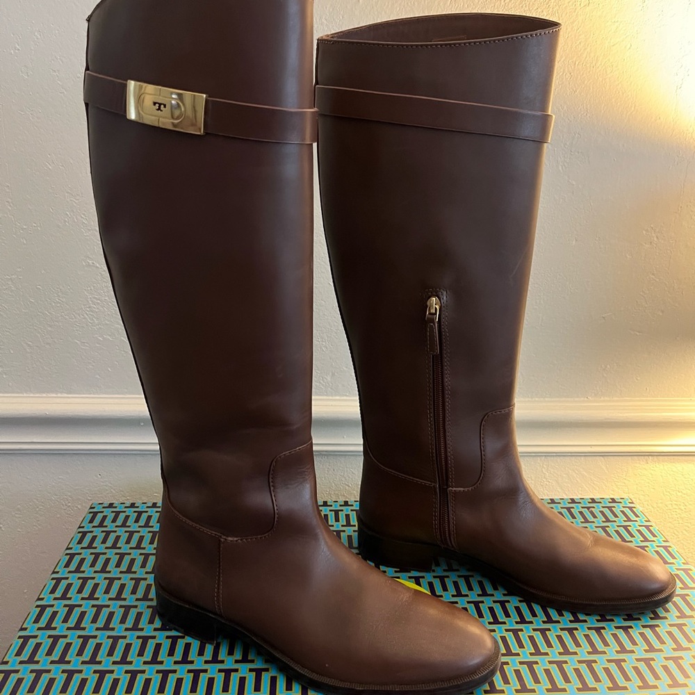 Tory Burch Riding Boot. Size 7.5